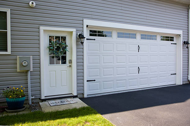 24/7 Emergency Garage Door Roller Replacement experts in Camanche Village, CA